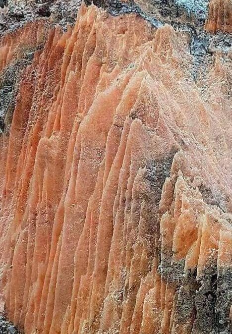 himalayan pink salt natural